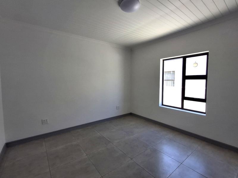 2 Bedroom Property for Sale in Britannia Bay Western Cape